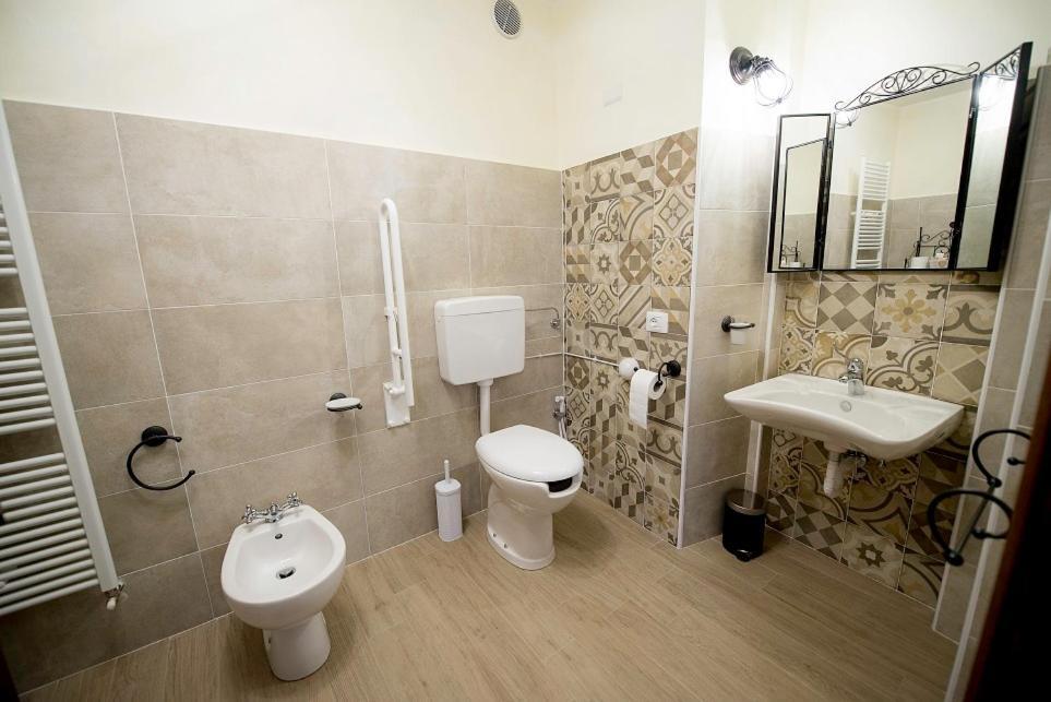 Bed and Breakfast Fattoria Branciana Rossena Экстерьер фото
